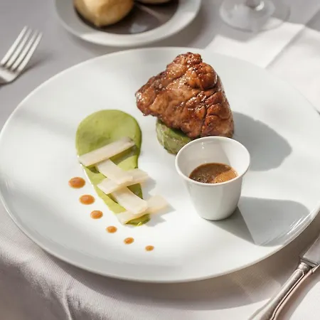 Demeures Et Chateaux L'abbaye Caladoise - Anciennement Ferme Du Poulet Hotel