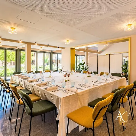 Demeures Et Chateaux L'abbaye Caladoise - Anciennement Ferme Du Poulet 3*