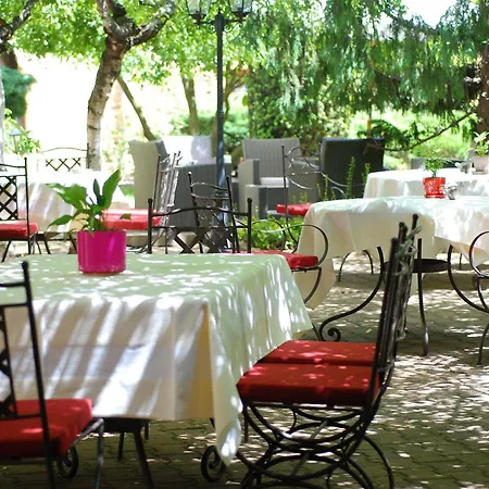 Demeures Et Chateaux L'abbaye Caladoise - Anciennement Ferme Du Poulet 3*